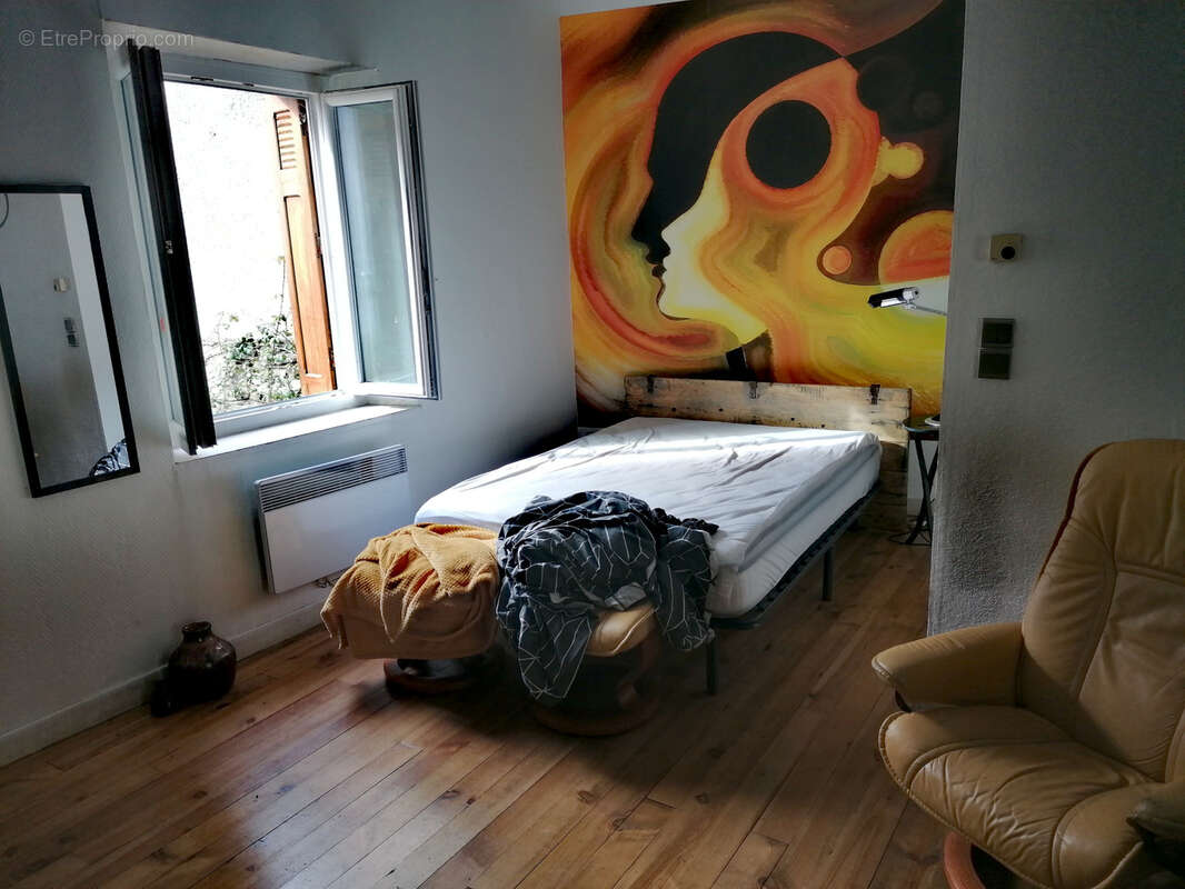 Maison à CAUDEBRONDE