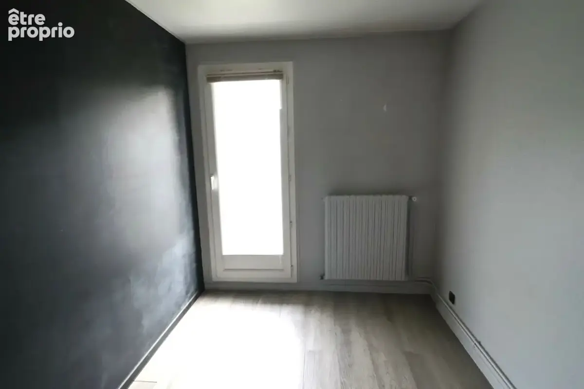 LE PECQ - Apt 2 pièces avec balcon et cave - photo 6