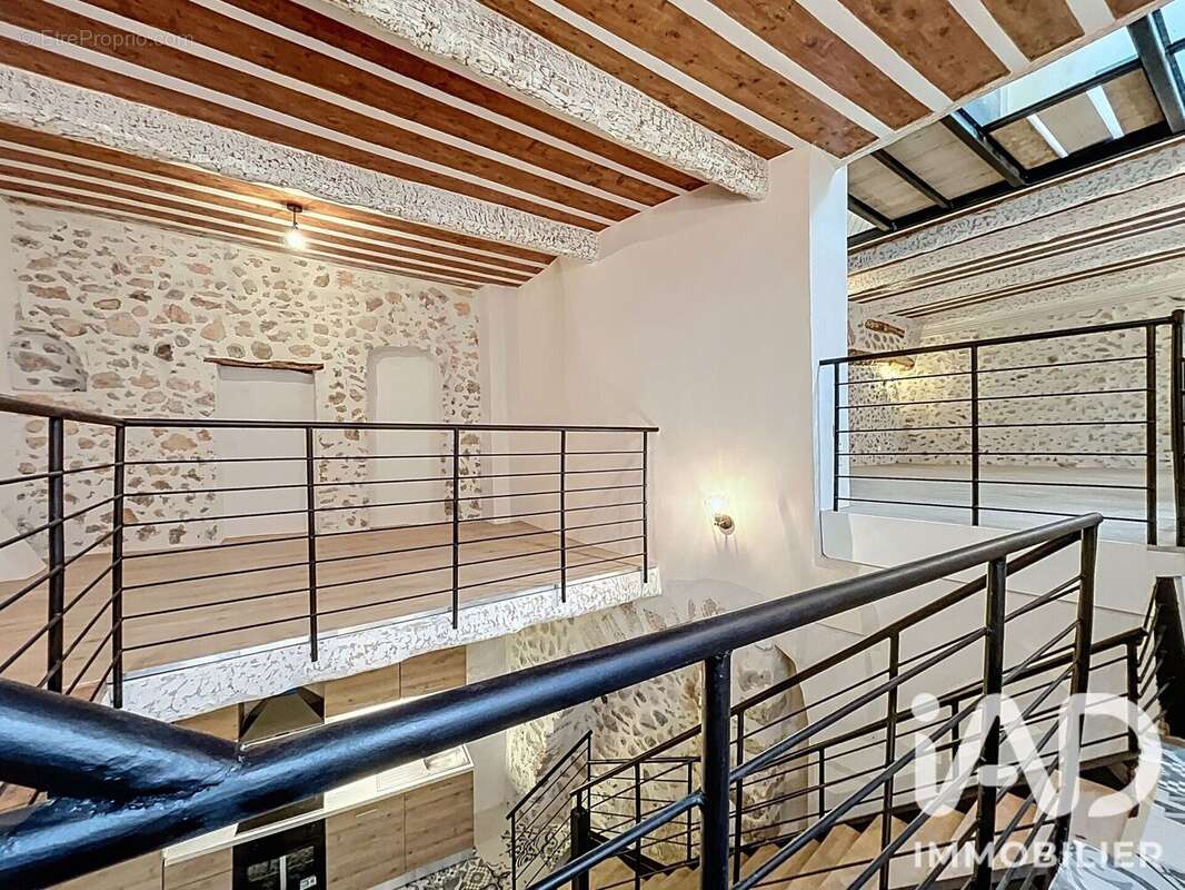 Maison 113 m² à Cazouls-Les-Beziers  - photo 7