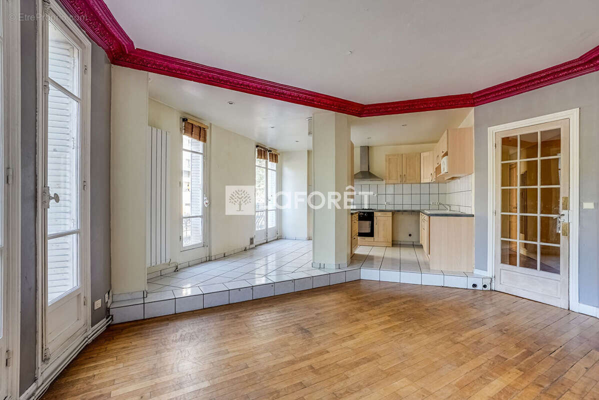 Appartement à PARIS-12E
