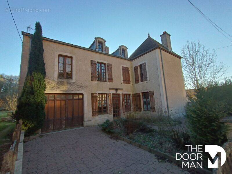 Maison à THIVET
