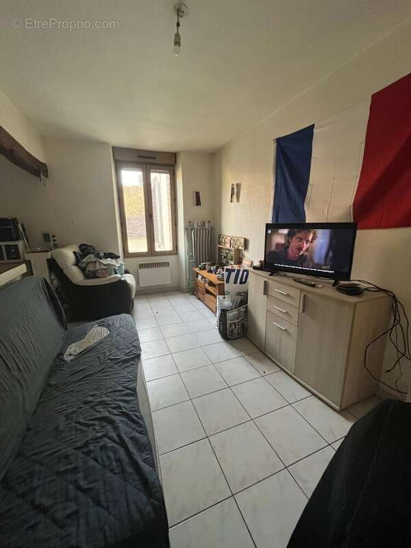 Appartement à BRIENON-SUR-ARMANCON