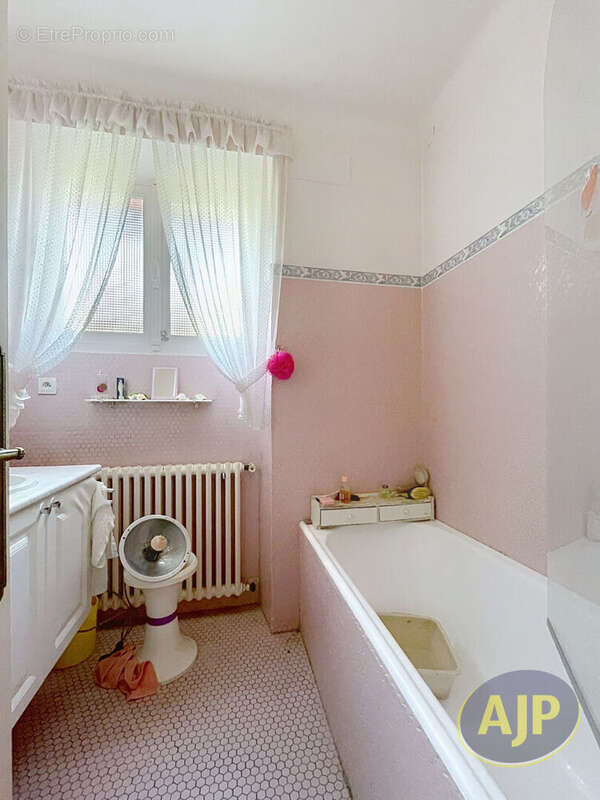 Saint jean la poterie, 2 maisons - photo 9