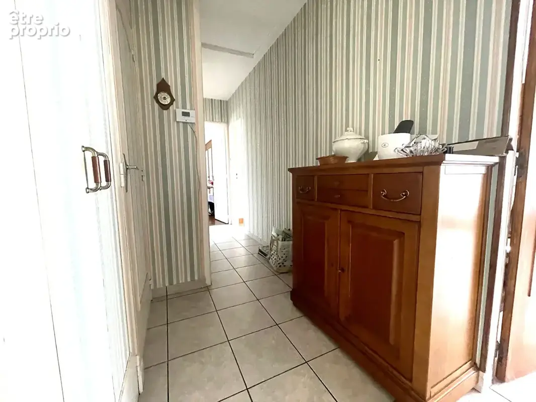 Dejà sous offre acceptée, compromis en cours de préparation à l'agence! Maison Bretteville Sur Odon 5 pièce(s) 80 m2 - photo 9