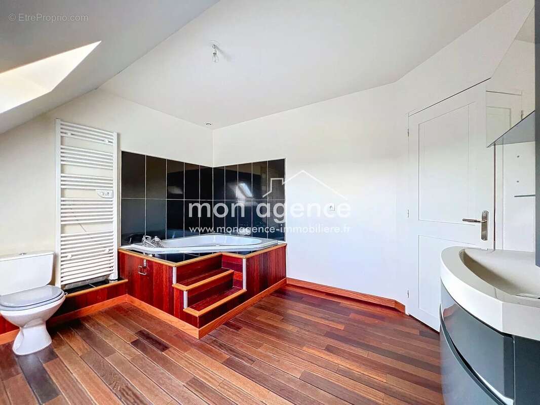 Maison à FORGES-LES-EAUX