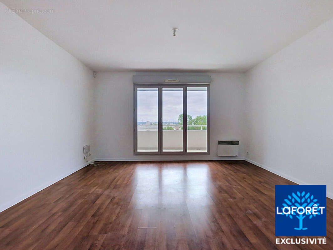 Appartement à PONTOISE