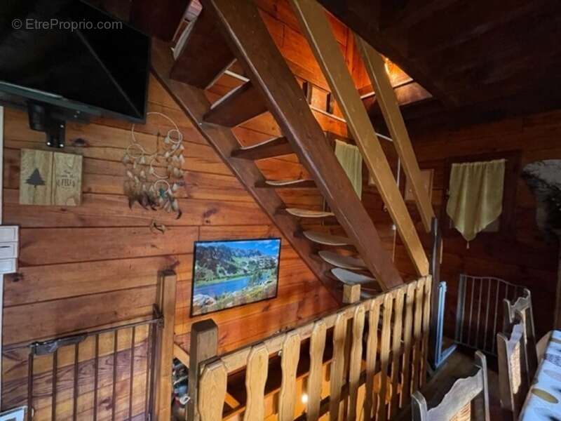 Maison à CAMPAN
