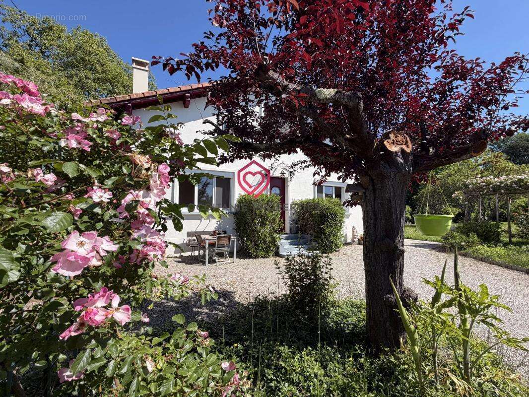 Maison à ARTIGAT