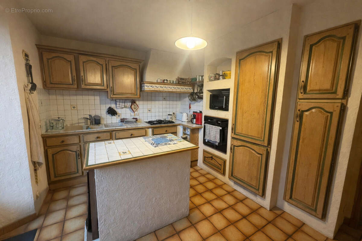 Maison à FOLLES