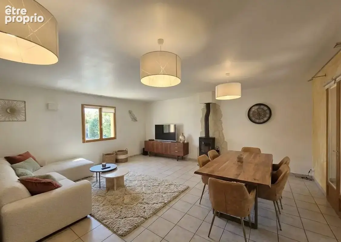 Maison Perrex 4 chambres AU CALME double garage - photo 2