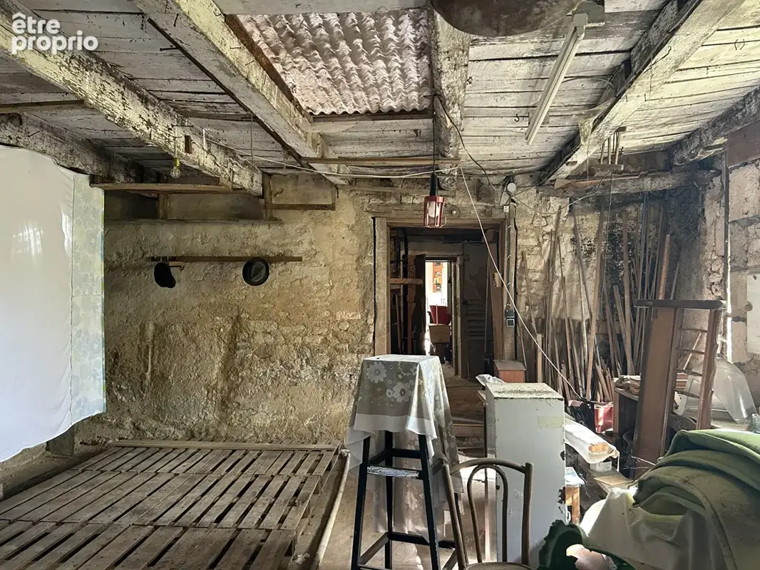 Ancien atelier d'artisans à rénover - photo 7
