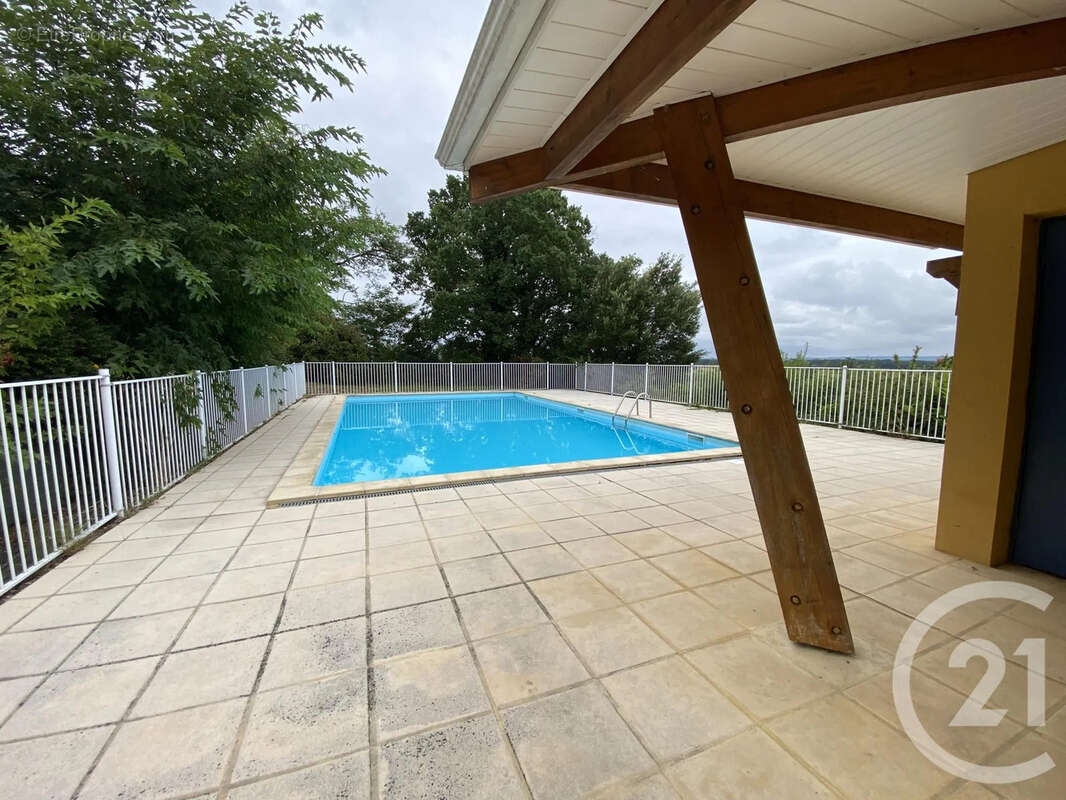 Appartement à FONSORBES