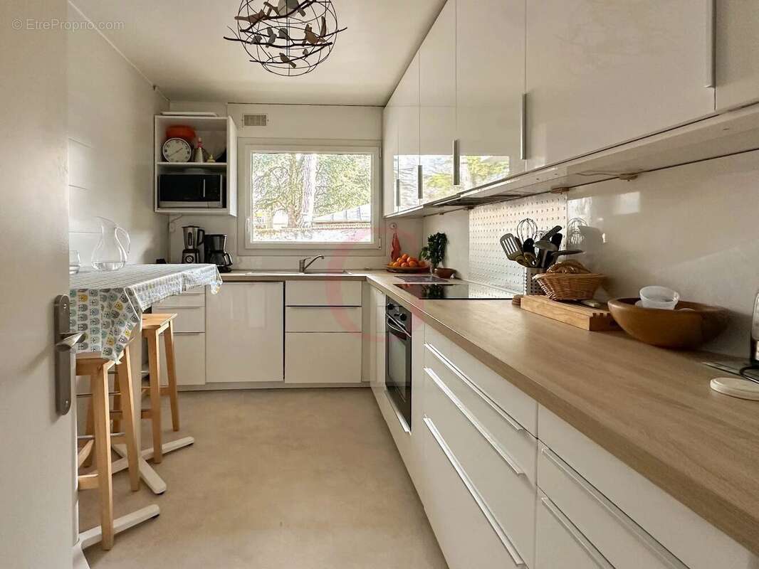 Appartement à BOURG-LA-REINE