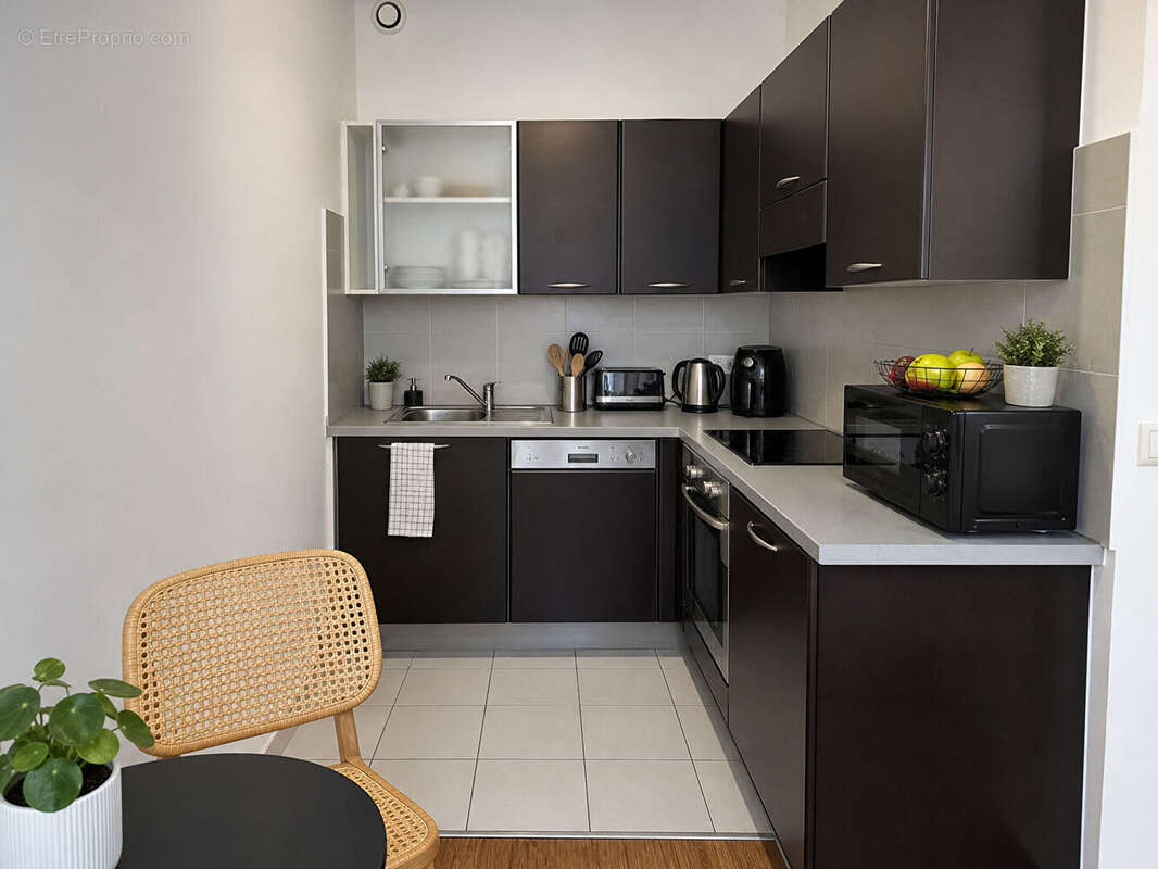 Appartement à MARSEILLE-1E