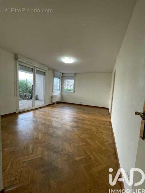 Photo 2 - Appartement à VIRY-CHATILLON