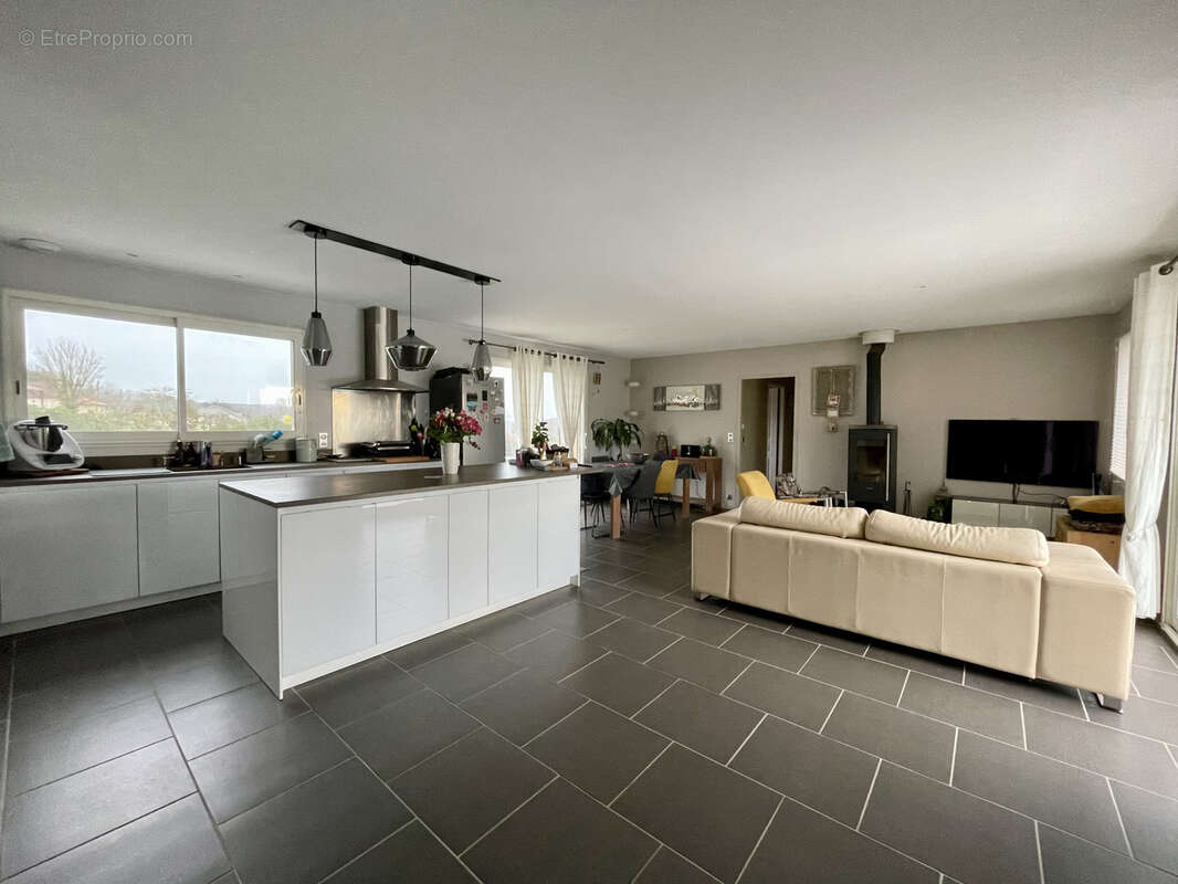 Maison à CASTEIDE-DOAT