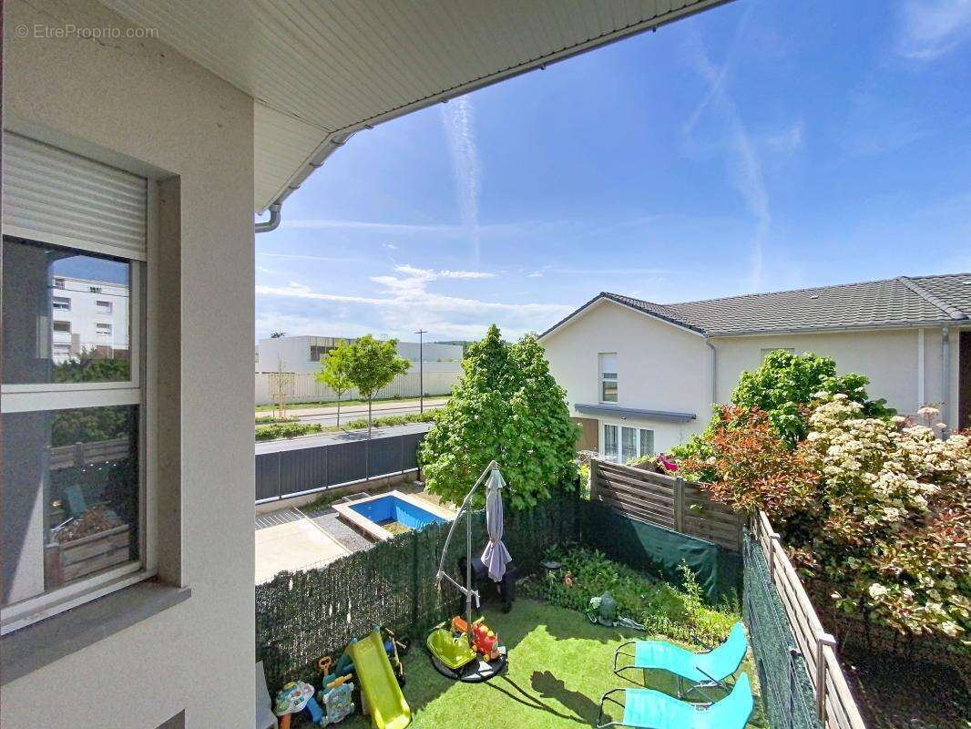 Appartement à GRIGNY