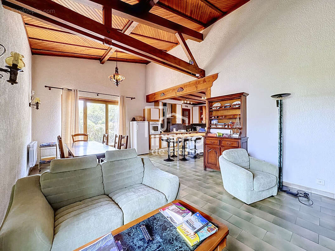 Maison  6 pièce(s) 175 m2 - photo 7