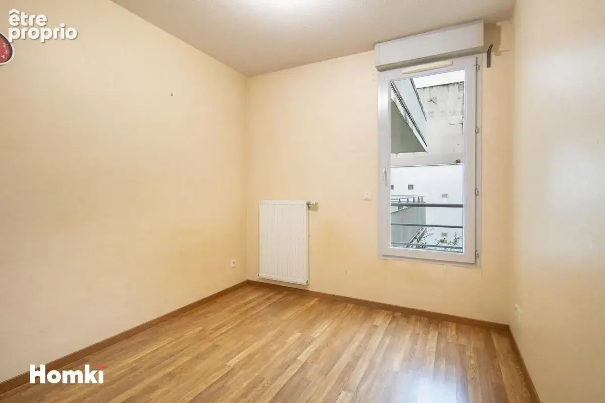 Appartement T4 de 88 m² à Grenoble 38000, Rue des 400 Couverts - photo 6