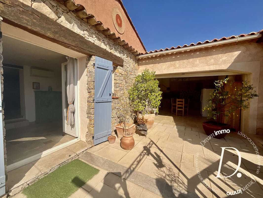 Maison à PUGET-VILLE