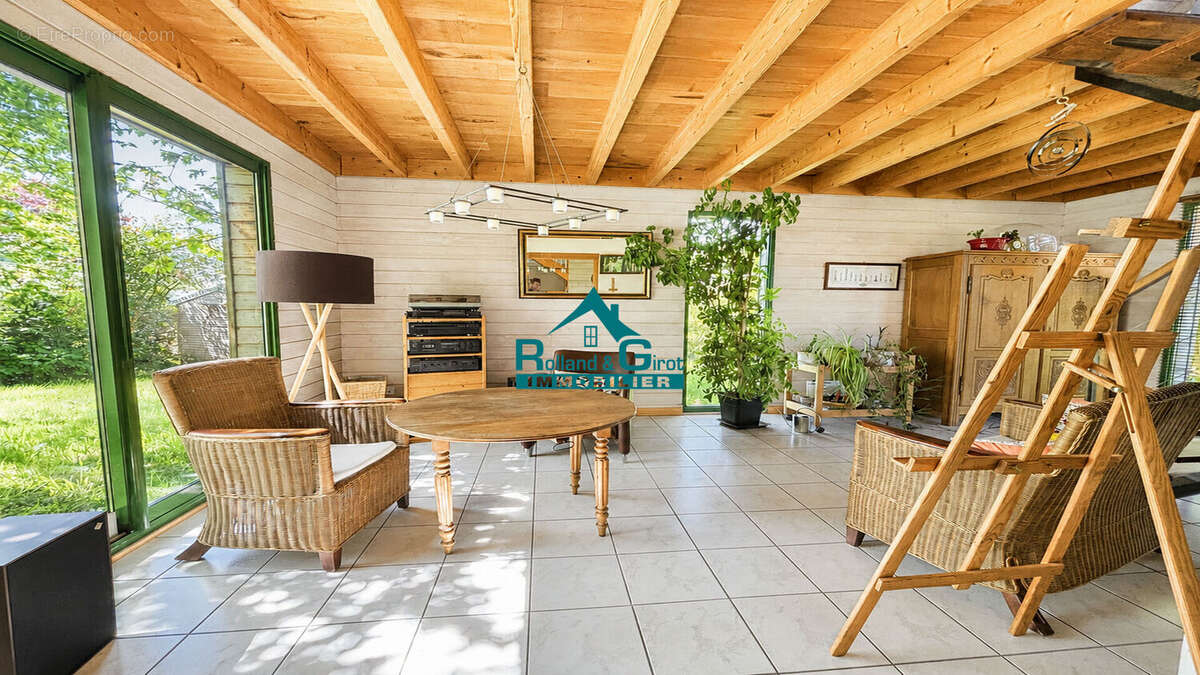 Maison Saint Sulpice La Foret, 142 M² - photo 2