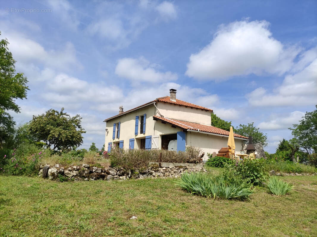 Maison à LAUZERTE