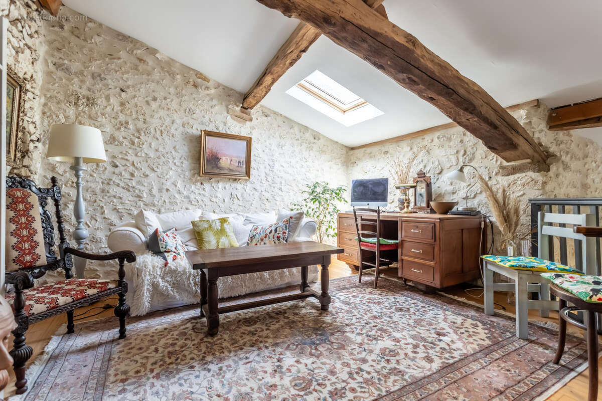 Maison à ROQUECOR