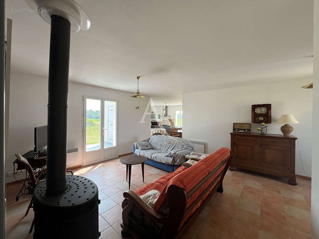 Maison à LONGEVILLE-SUR-MER