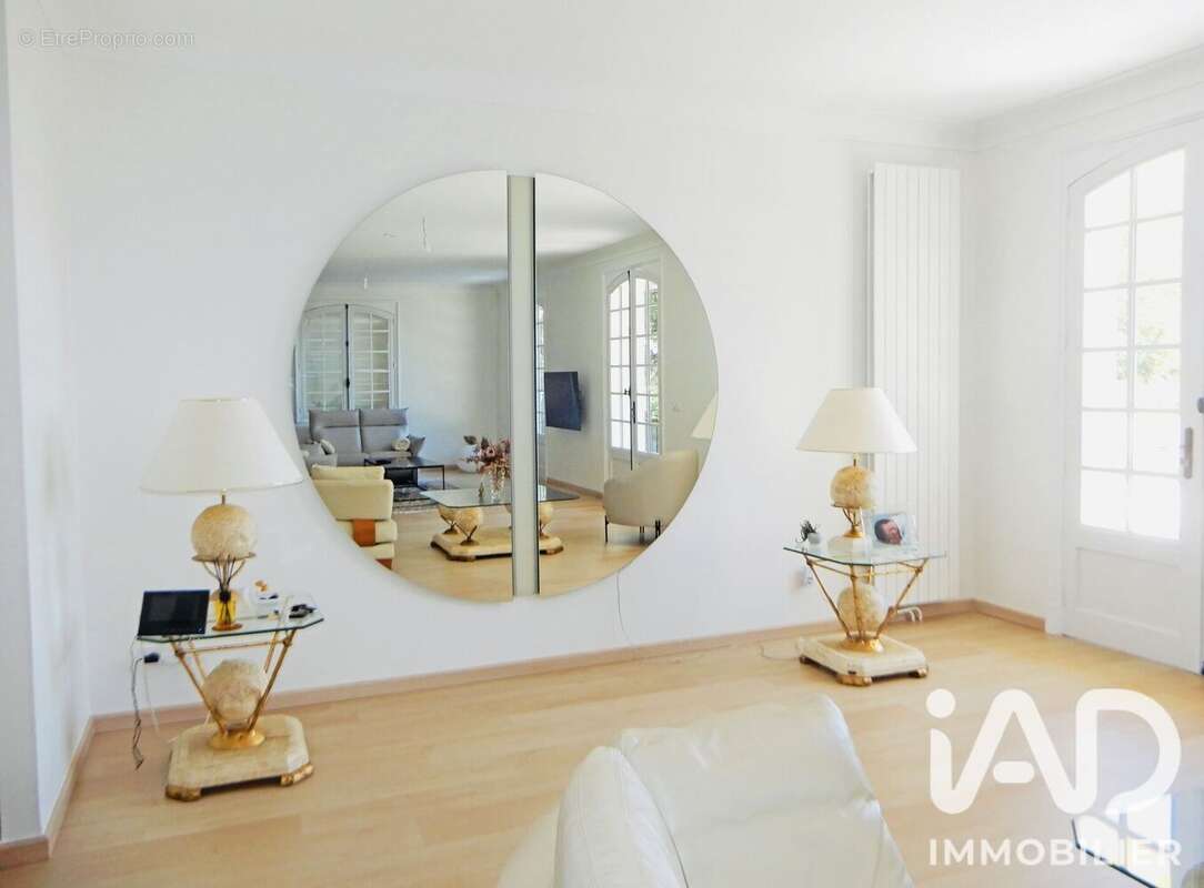 Maison 361 m² à Blois  - photo 4