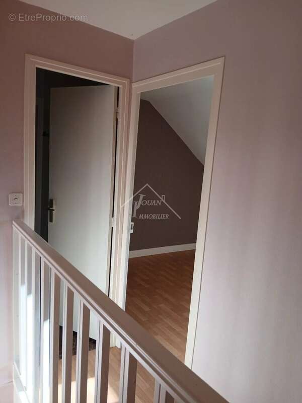 Maison à VARENNES-SUR-ALLIER