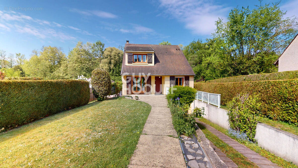 Maison à SAINT-REMY-LES-CHEVREUSE