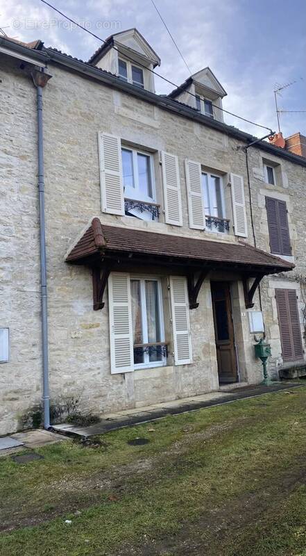 Maison à BLAISY-BAS