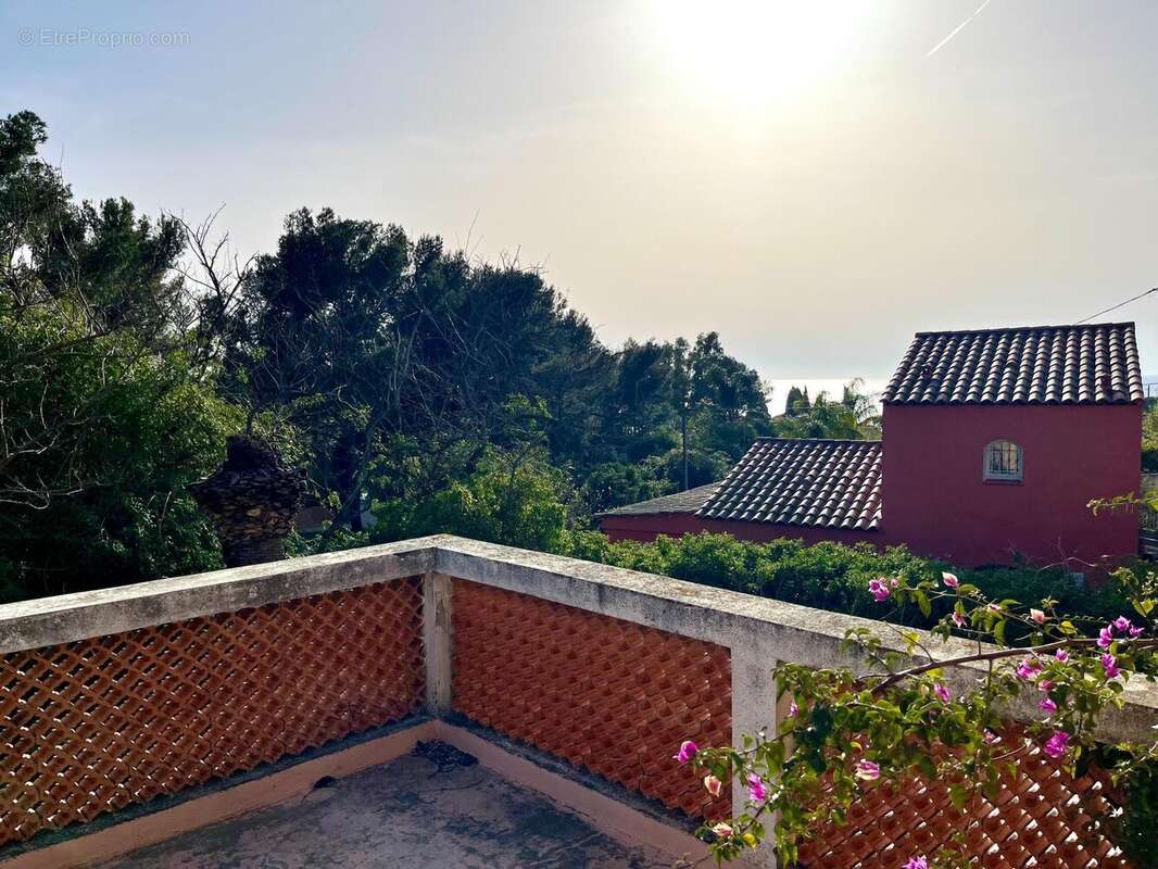 Photo 3 - Maison à CARQUEIRANNE