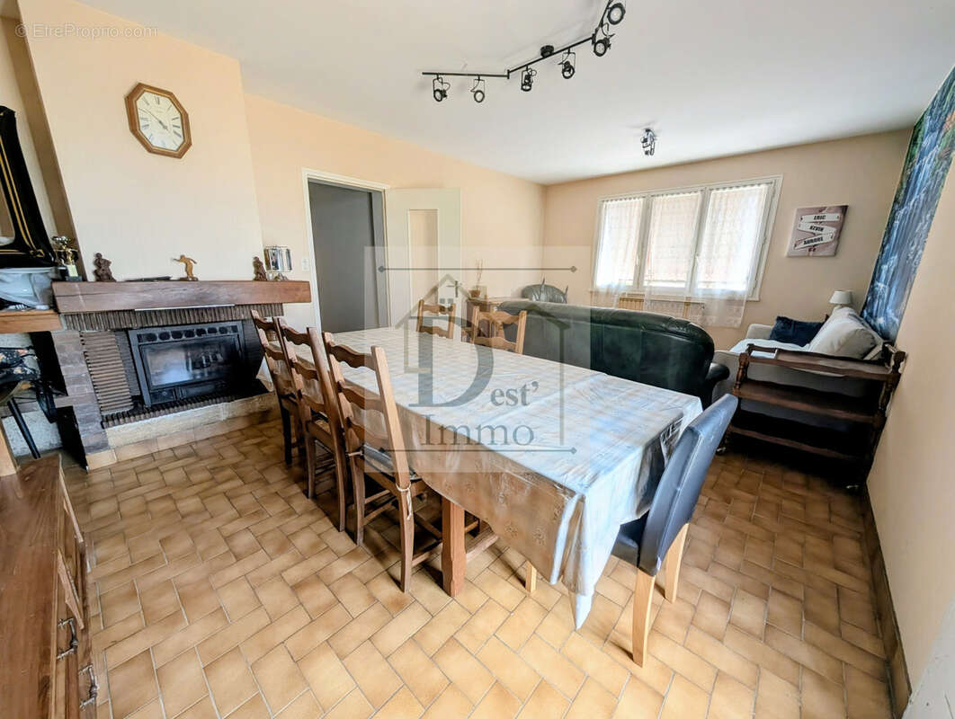 Maison de ville sur sous-sol semi enterré   92 m2   Saillat-sur-Vienne - photo 3