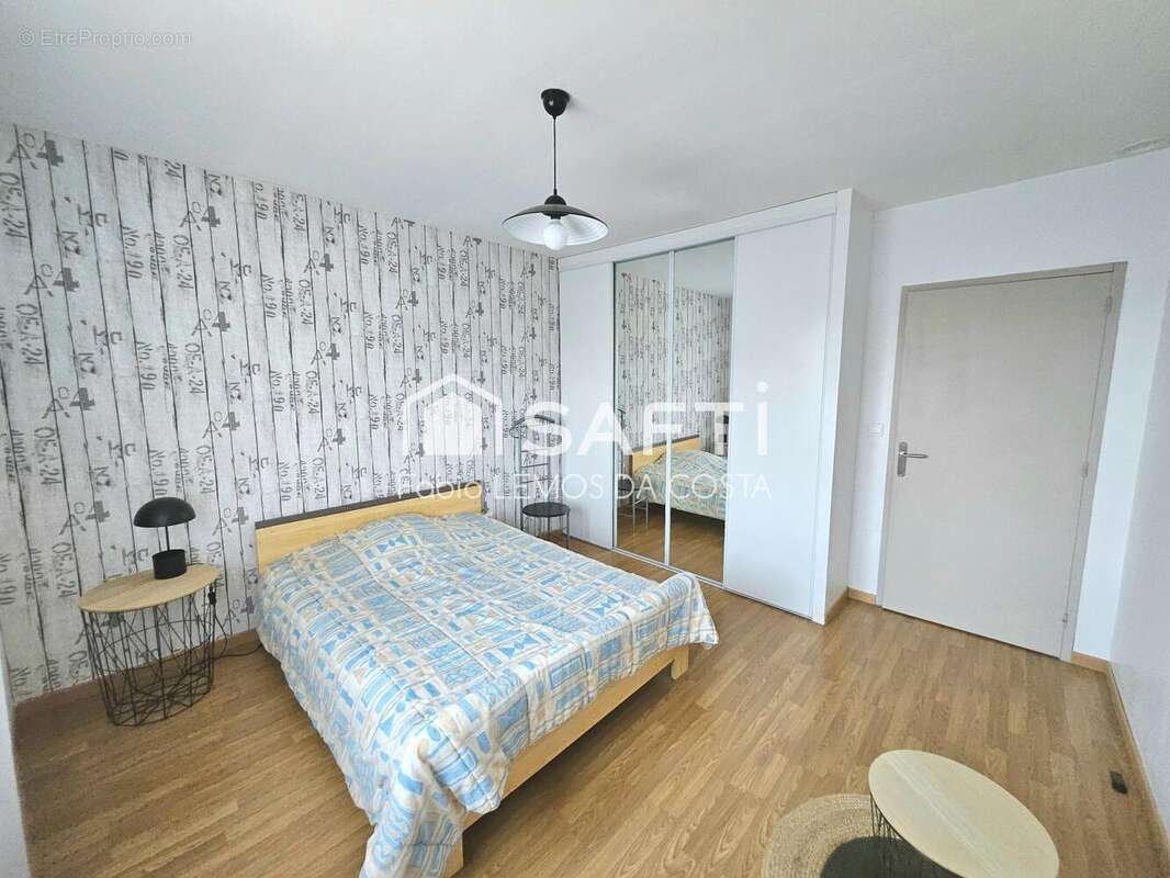 Maison 145 m² à Castelnau-D'auzan  - photo 8