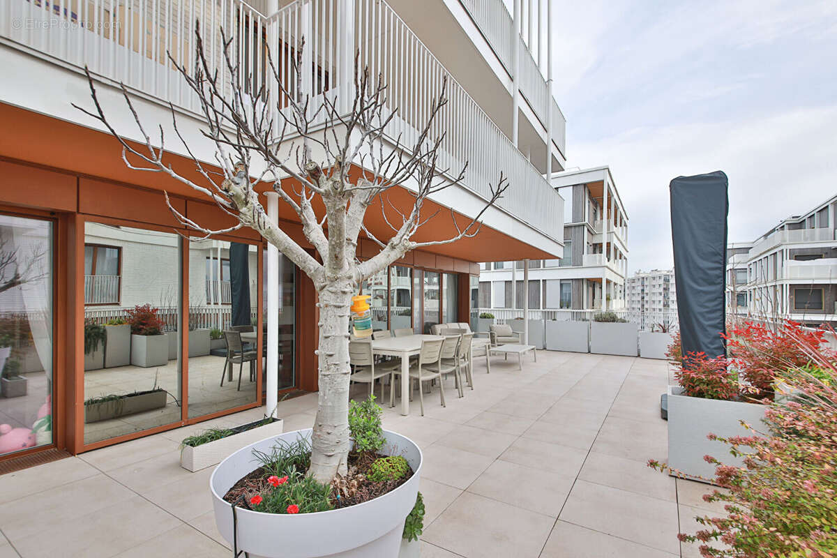 Appartement à ISSY-LES-MOULINEAUX