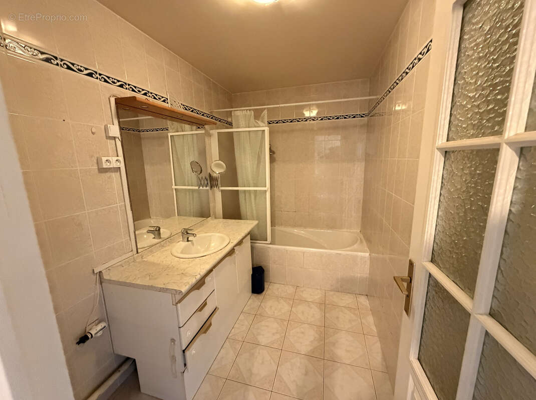 Appartement à SAVIGNY-SUR-ORGE