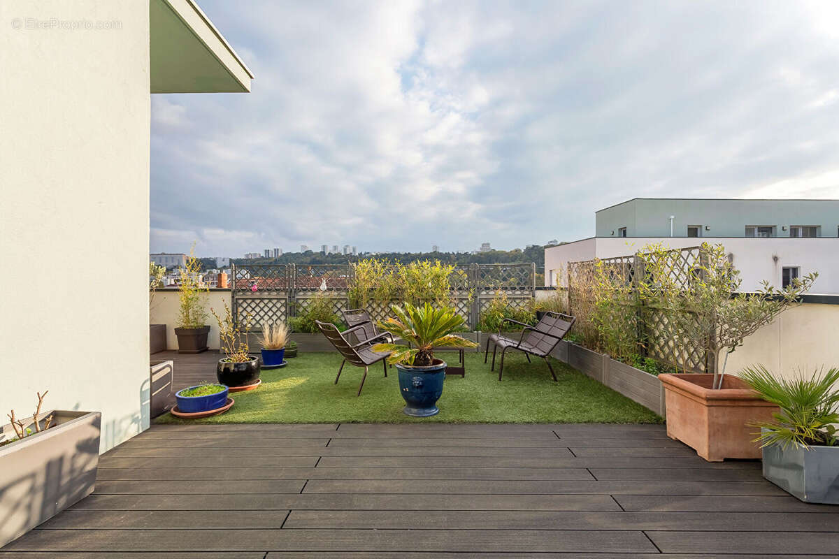 Exclusivité - Appartement T5 119m2 et Rooftop - Lyon 9 - photo 5