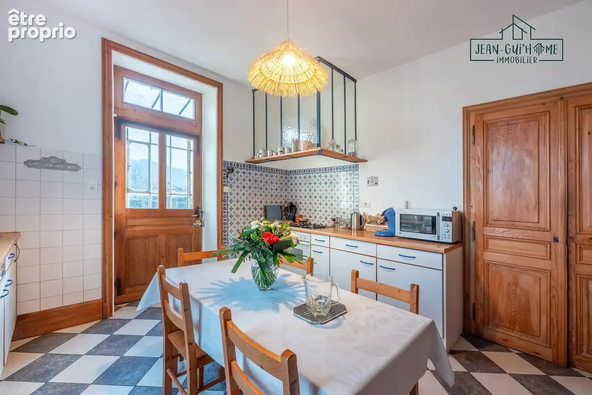 Maison de maître - 191 m2 - 4 chambres - Saint-Amé - photo 6