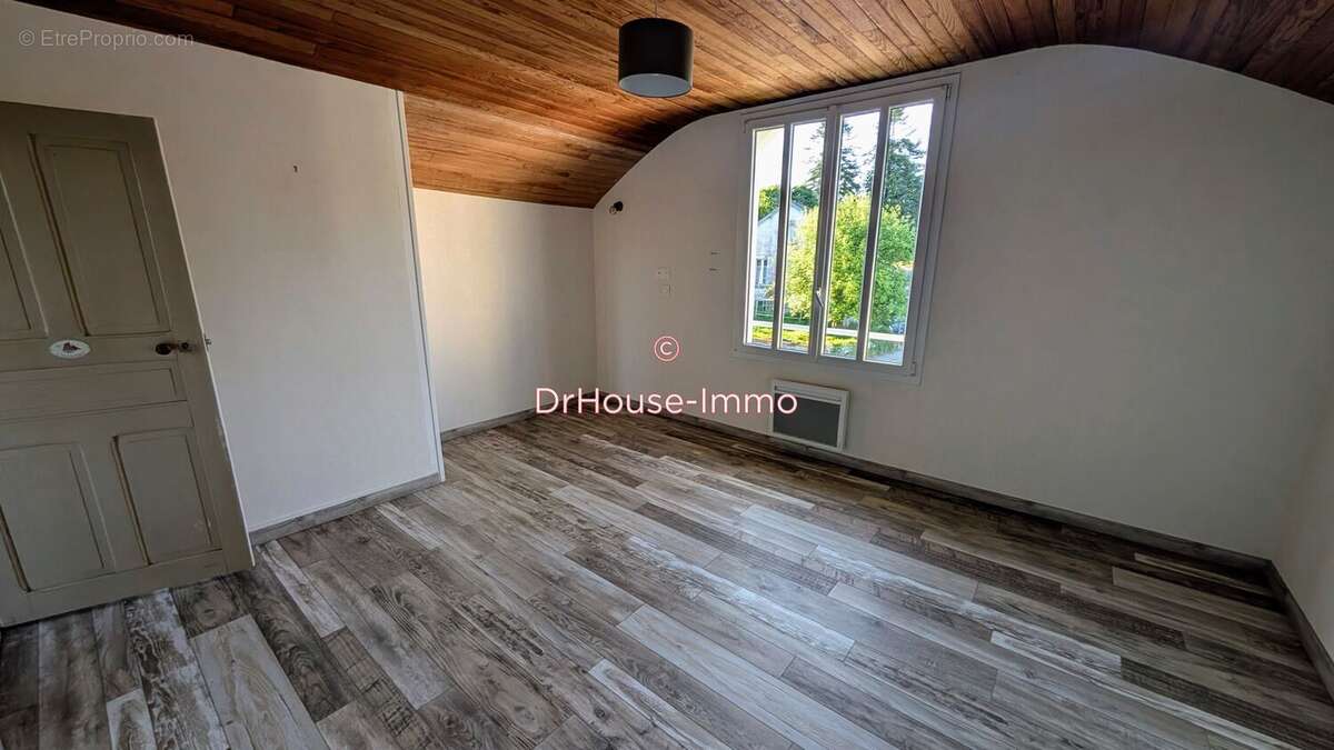 Maison 90 m² à Tregourez  - photo 16