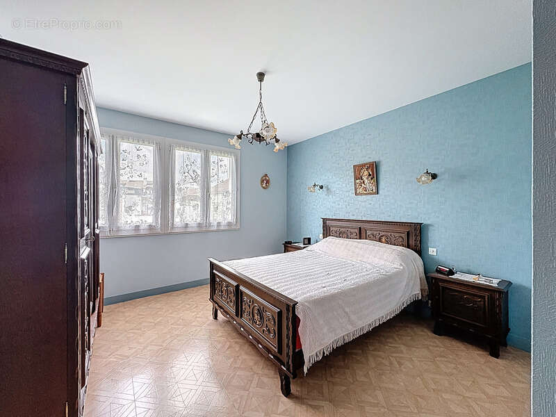 Maison à ETAMPES