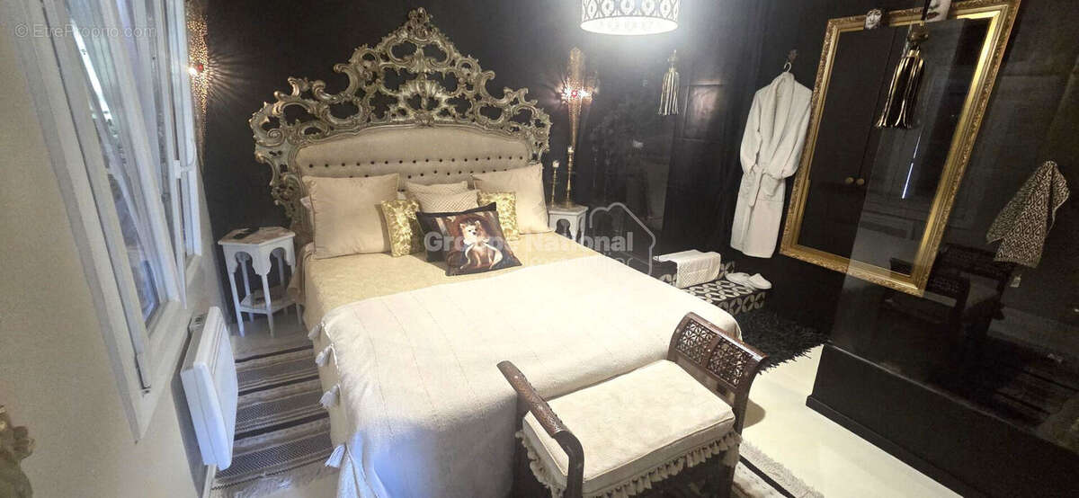 Appartement à LE ROVE