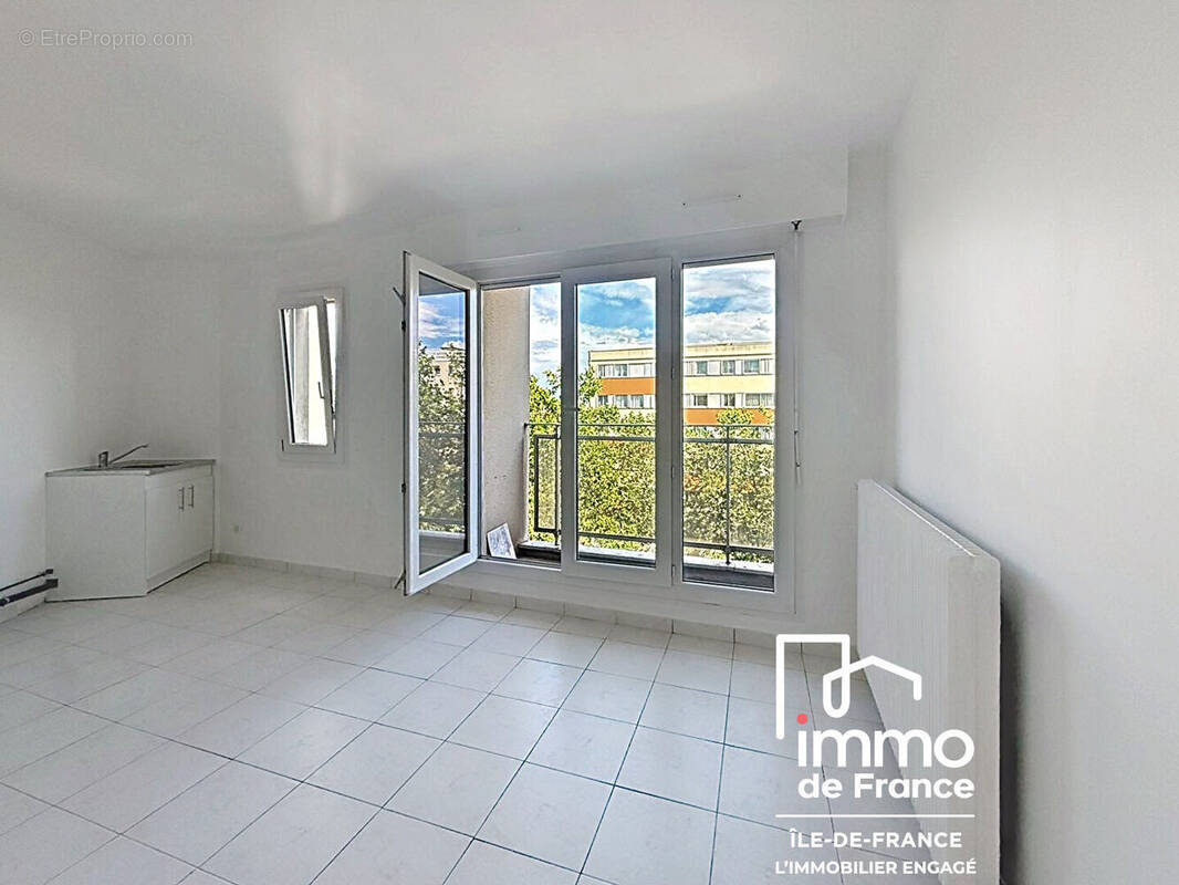 Appartement à LE BOURGET
