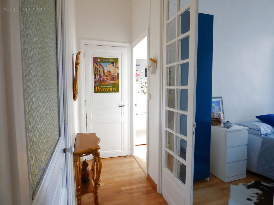 Appartement à MARSEILLE-7E