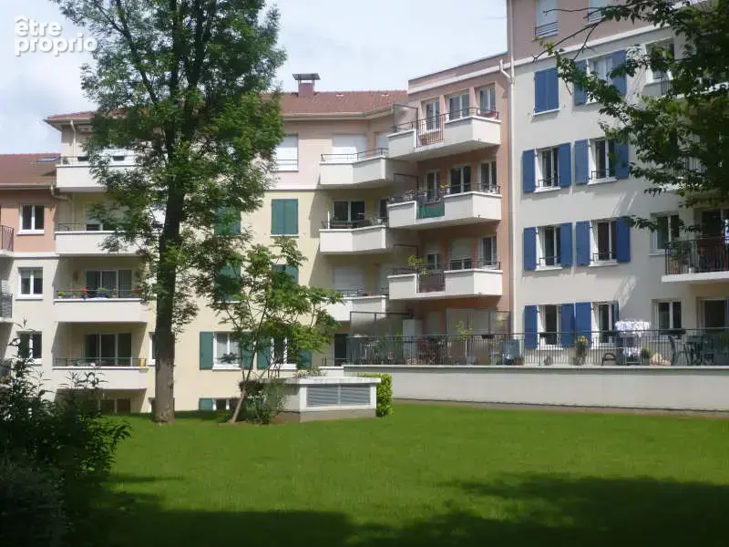 Proche du parc du château et de la Gare RER C, spacieux appartement 3 pièces. - photo 9