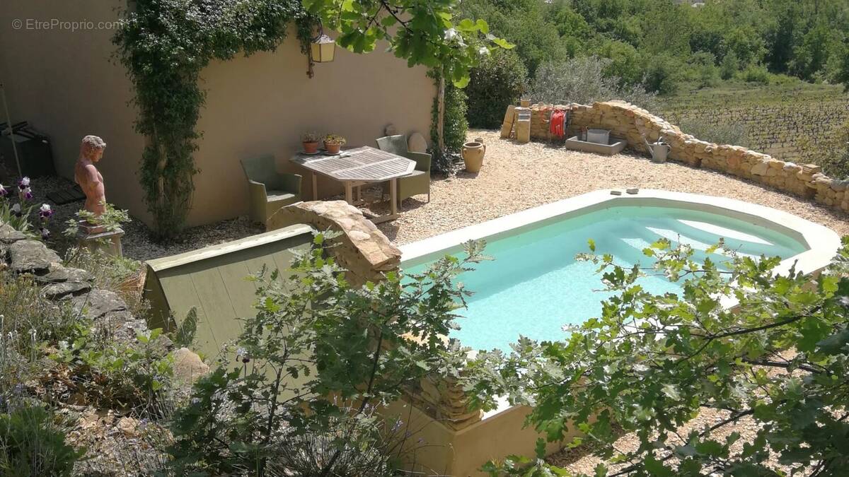Maison à VAISON-LA-ROMAINE
