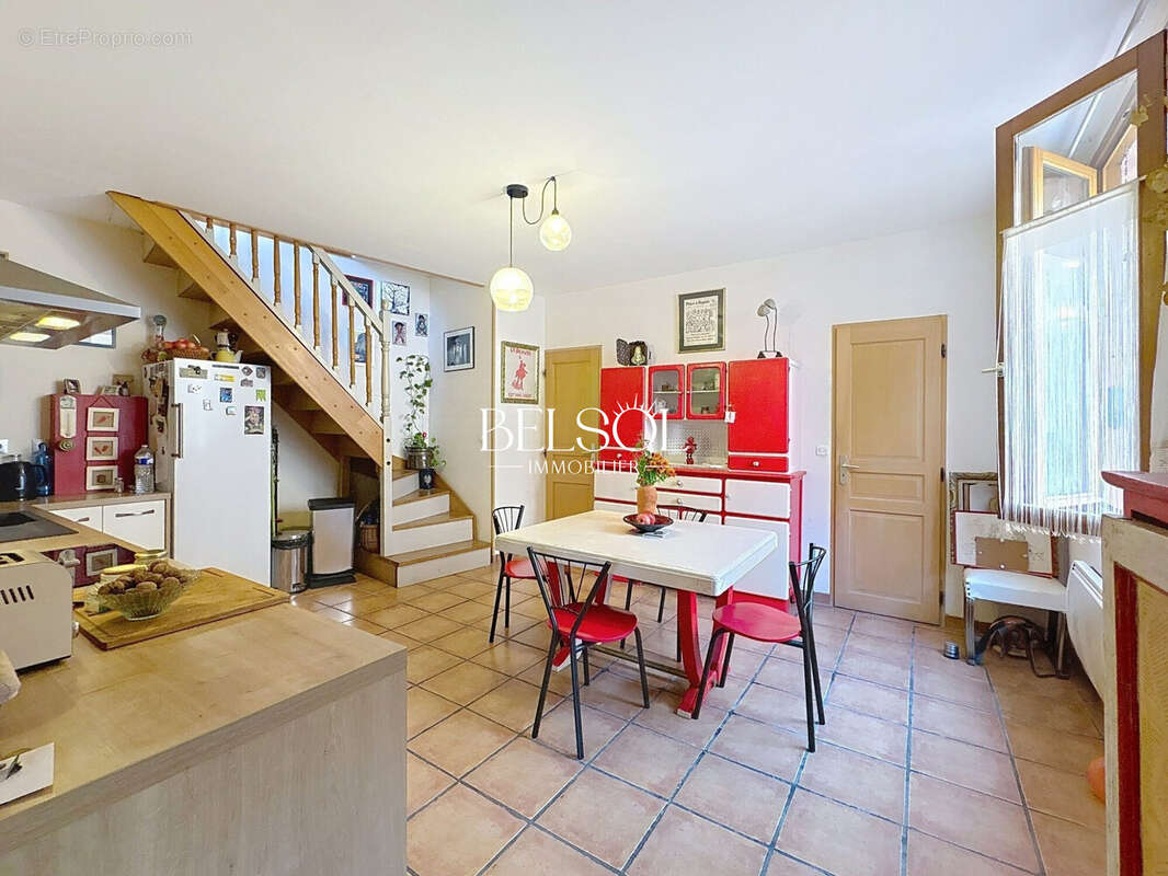 Maison à MONTESQUIEU-DES-ALBERES