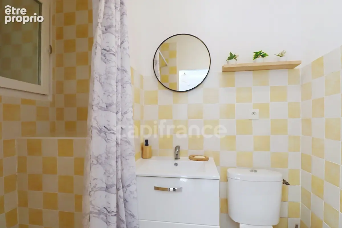 GARD (30) AIGUES−MORTES (30220) intra-muros à vendre appartement T4 ~40 m2, 1 chambres et terrasse - photo 10