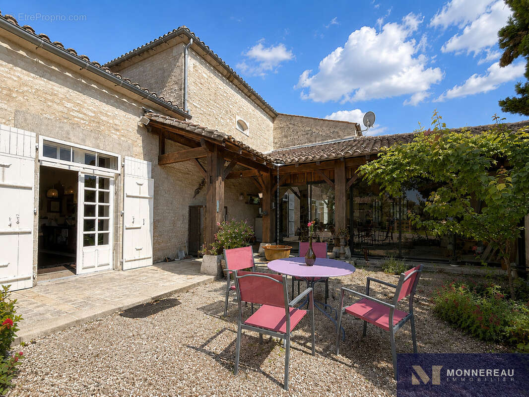 Maison à JULIENNE