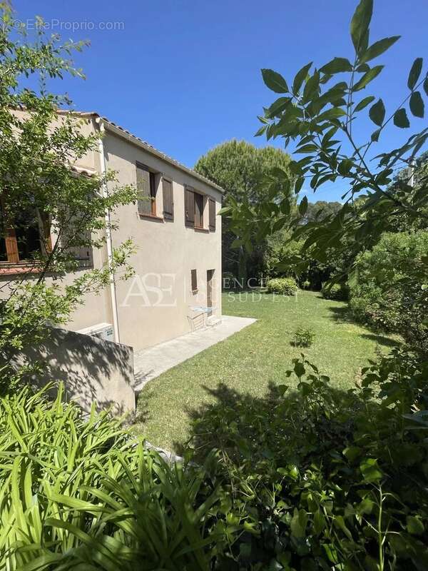 Maison à AIX-EN-PROVENCE
